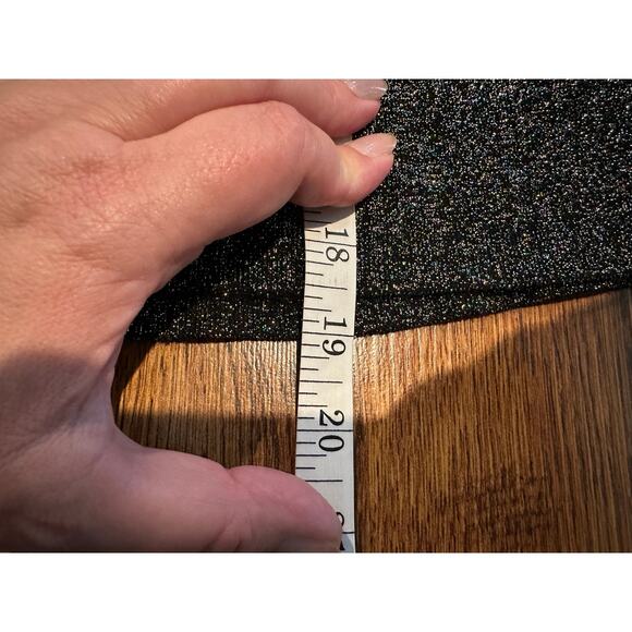 A.L.C. Women’s Mariam Metallic Crop Tank Top Black Size Large – Statement Piece - Picture 7 of 7